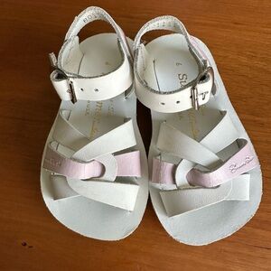 Sun Sans Sandals